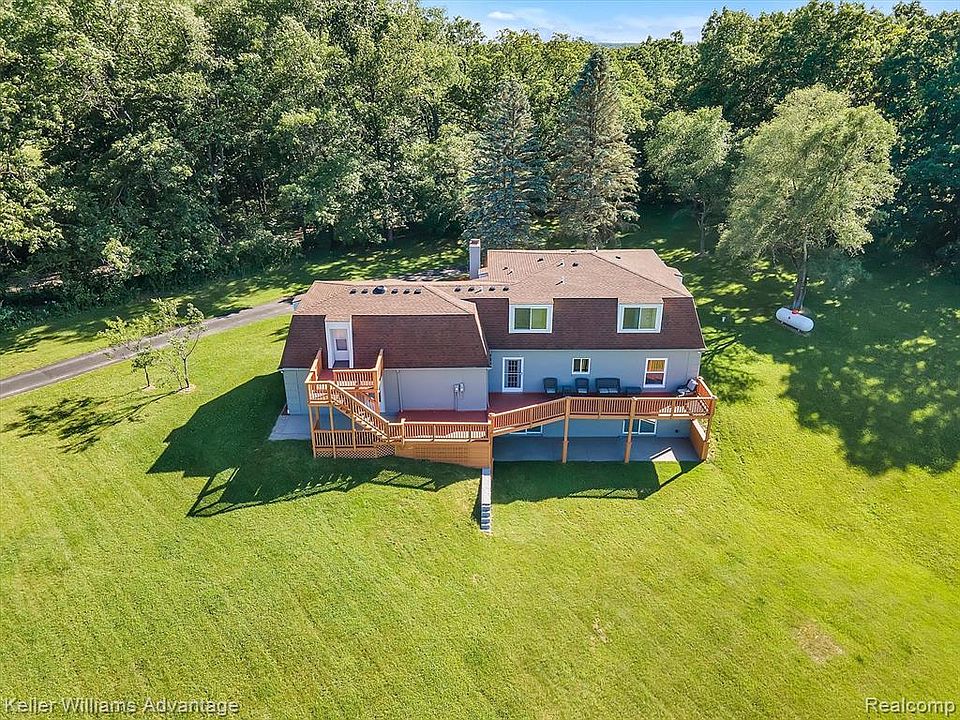 7990 Rattalee Lake Rd, Clarkston, MI 48348 MLS 20230029218 Zillow