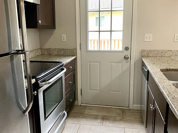 4th image of 5311 E Riverview St #C