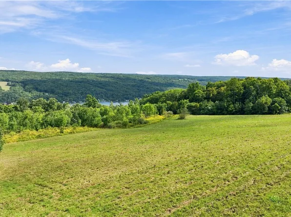 4505 Vine Rd, Penn Yan, NY 14527