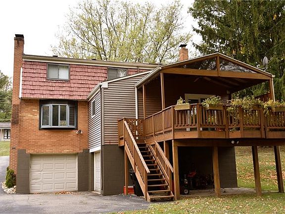 2nd image of 809 Hershire Dr