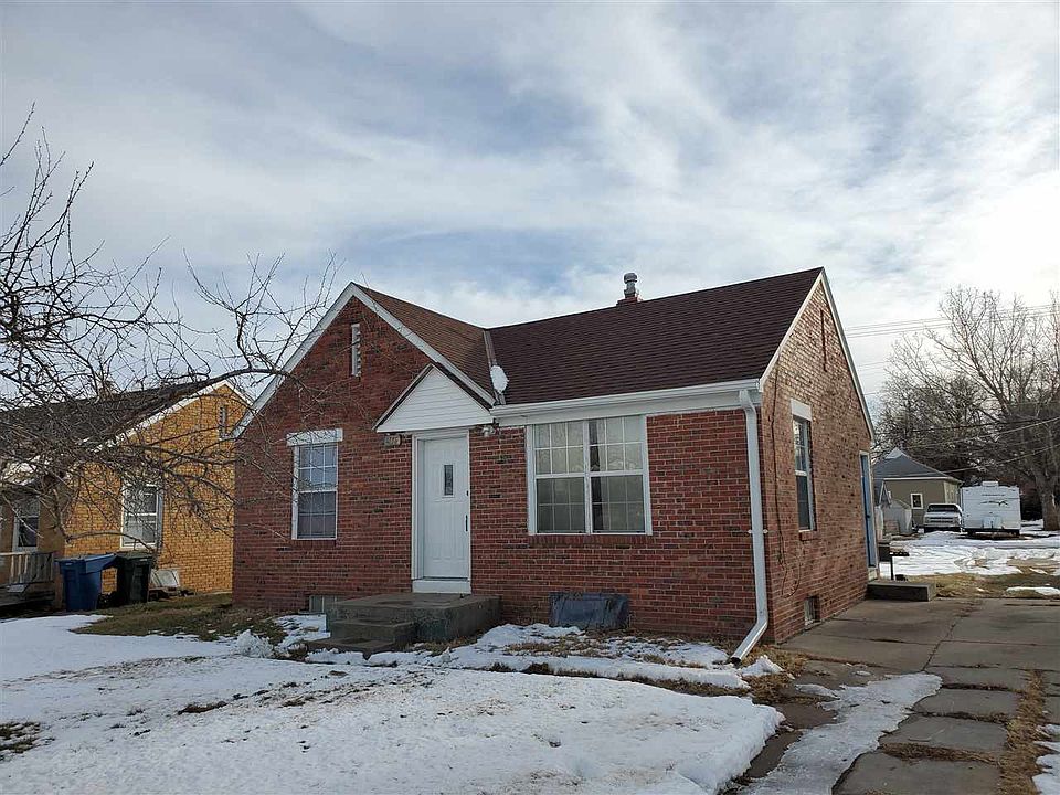 1st image of 316 W 31st St