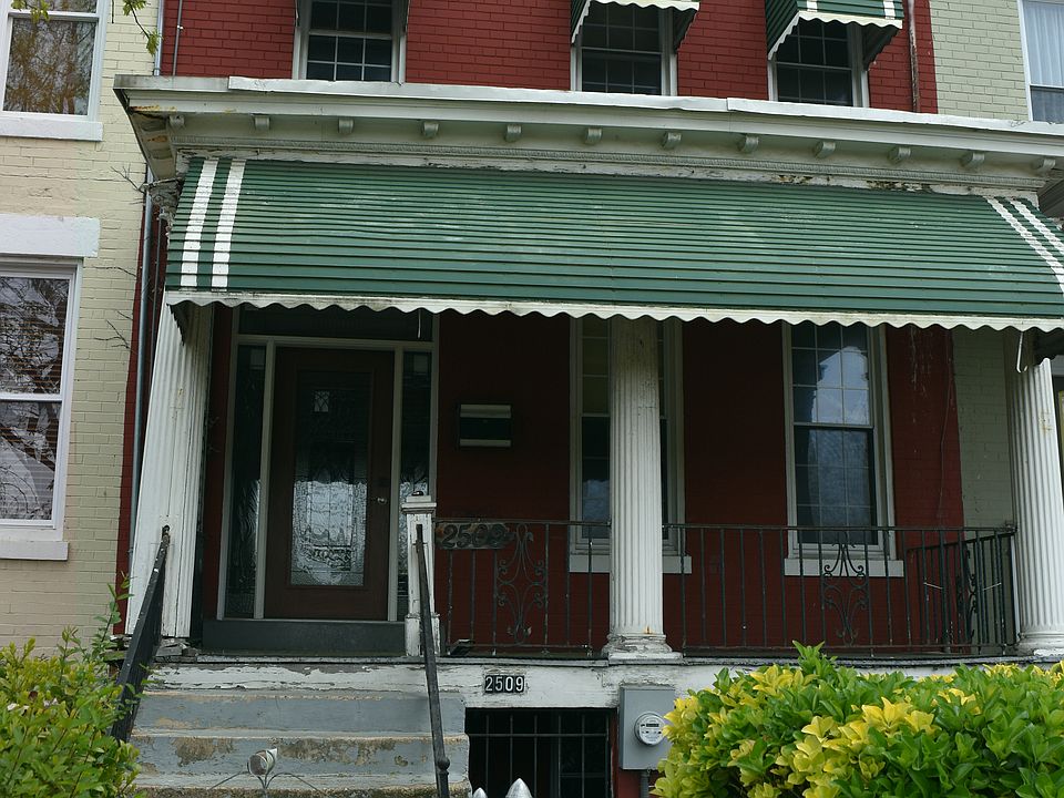 3 lvl home w/basement apt