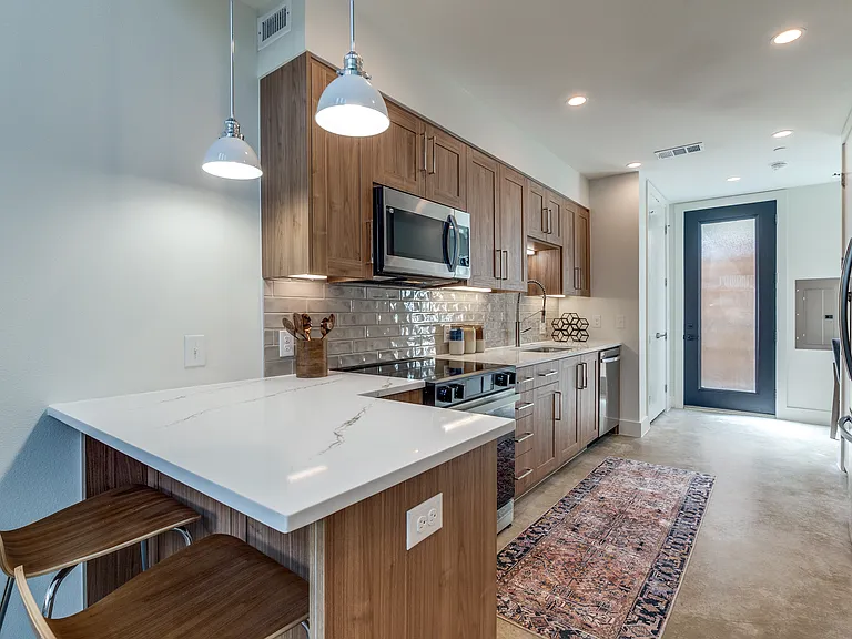 4918 Bryan St #102 — Photo 7