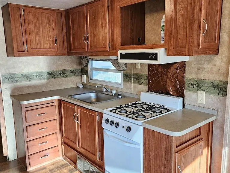 100 Lava Rd — Photo 5