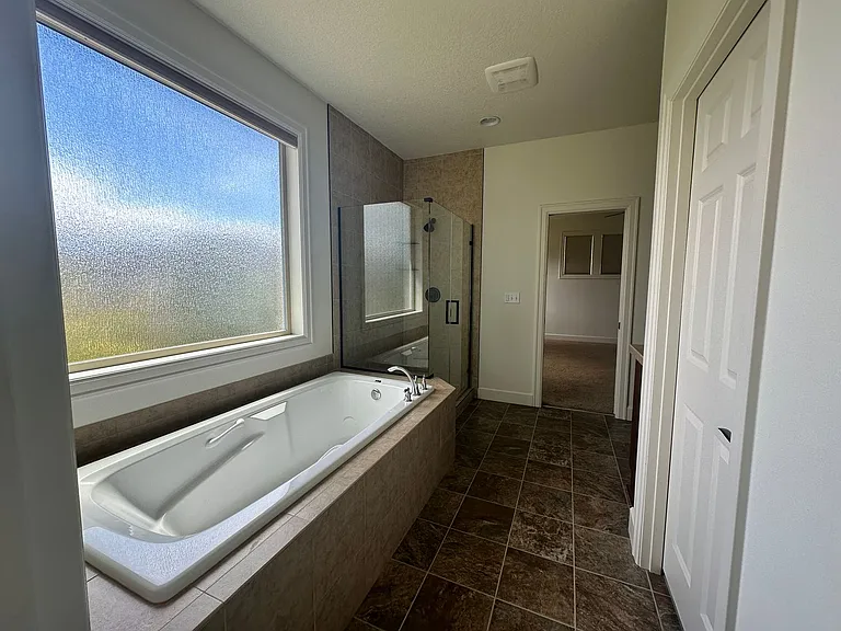 728 SE Bayshore Cir — Photo 16