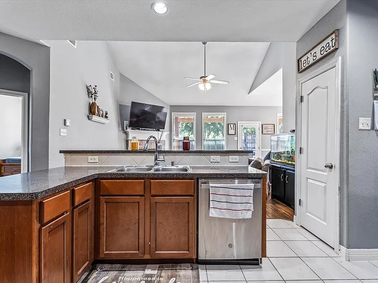 6803 Kotlan Ct — Photo 27