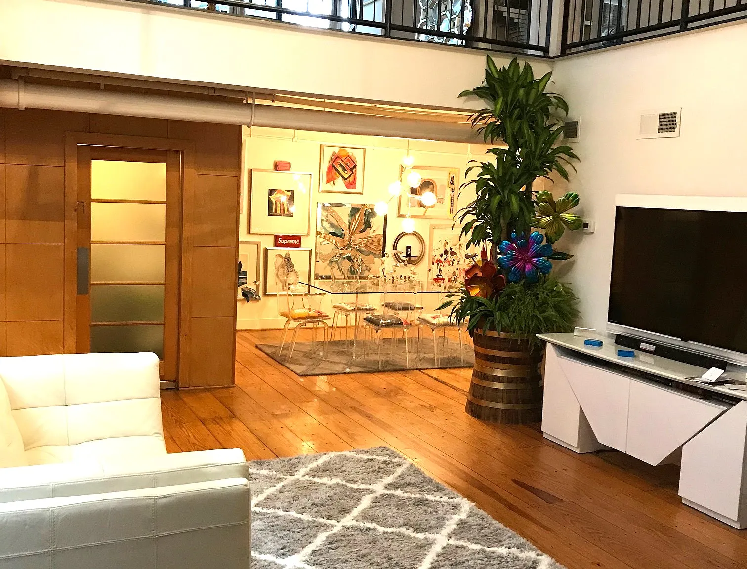 2 bed, 1900 sqft, $2,745 — Photo 1