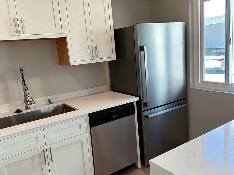 601 California Ave #106 — Photo 11
