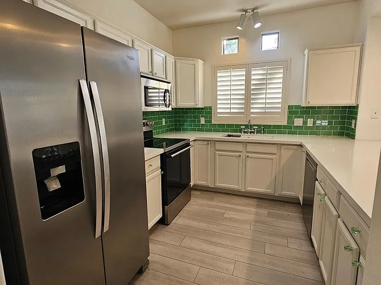 1351 N Pleasant Dr #1108 — Photo 1