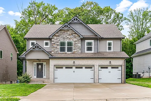 1037 Brightwood Ct Photo 1
