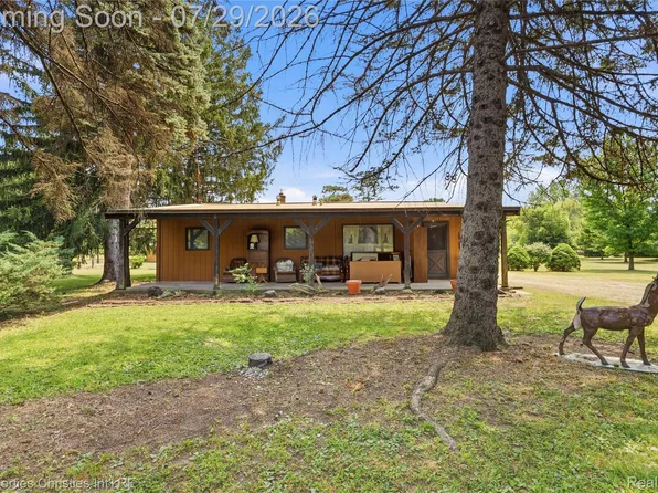 1467 S Lotz Rd, Canton, MI 48188
