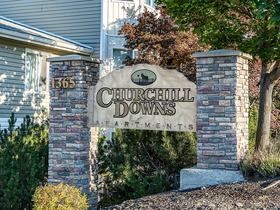 Churchill Downs Apartments