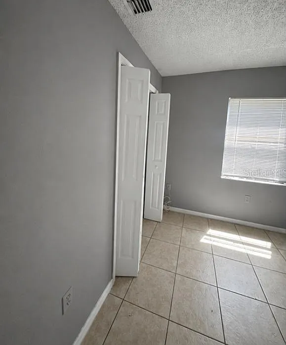 2 bed, 1.0 bath, 1844 sqft, $1,500 — Photo 3