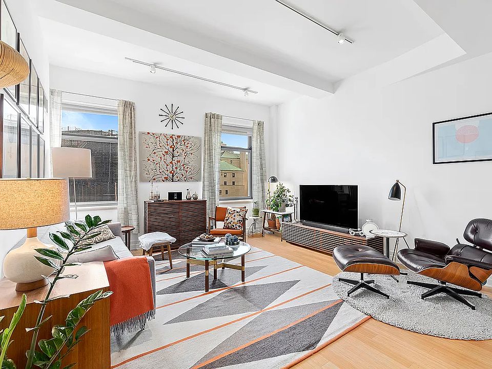 1st image of 110 Livingston St APT 10K