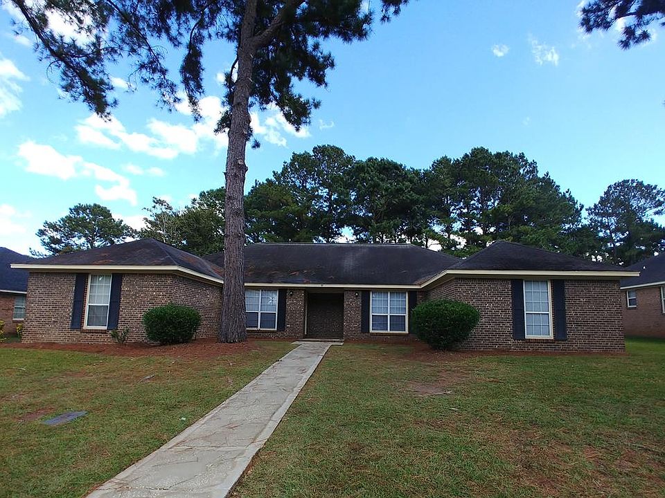 1st image of 107B Henrietta Ct
