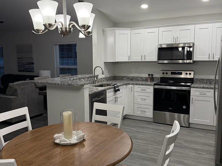 3121 Shimmer Way — Photo 5