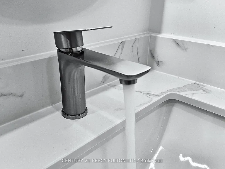 47 Sapphire Dr #BASEMENT — Photo 25