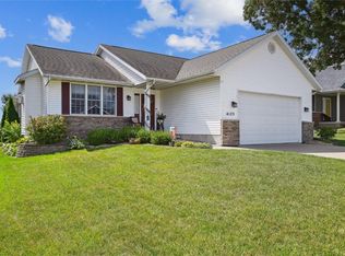 4123 Jackson Cir NW, Cedar Rapids, IA 52405