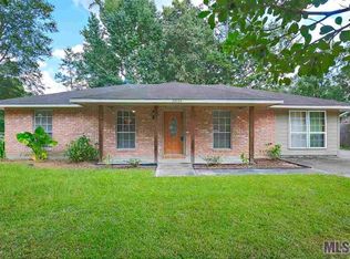 34724 Gravesbriar Dr, Denham Springs, LA 70706