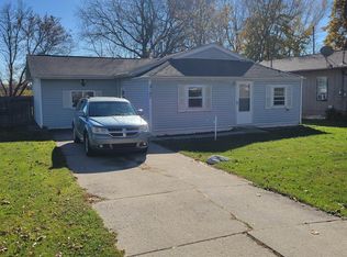 2107 Geller Dr, Adrian, MI