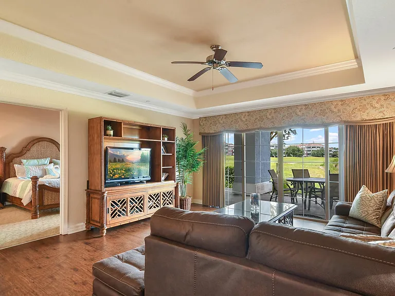 1100 Sunset View Cir #103 — Photo 6