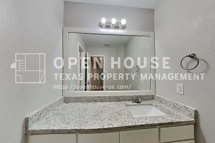 2544 Elm Crossing Trl — Photo 15