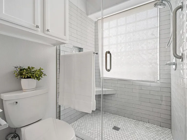 6607 Lake Woodlands Dr #633 — Photo 25