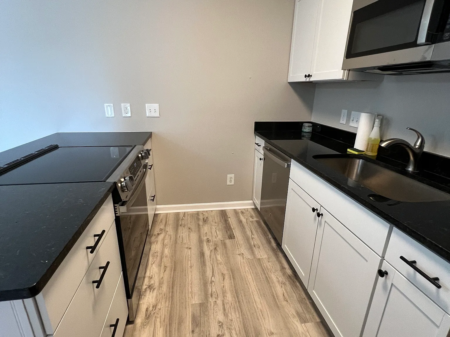 6739 Newbury Way — Photo 3