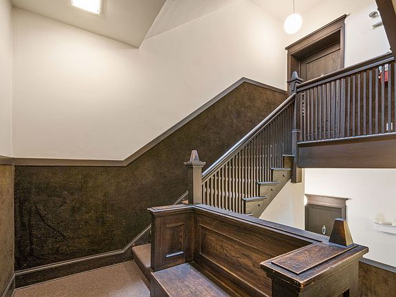 5th image of 5716 S Kenwood Ave APT 2