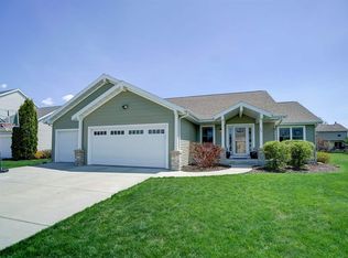 717 Hoel Ave, Stoughton, WI 53589