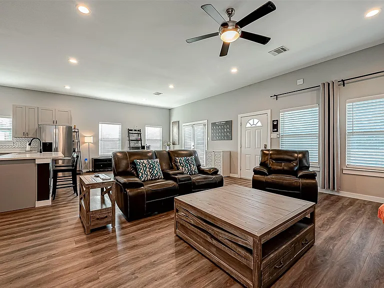 108 Bay Oaks Dr — Photo 15