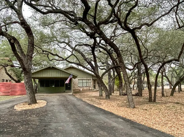 44 Airport Rd, Brackettville, TX 78832