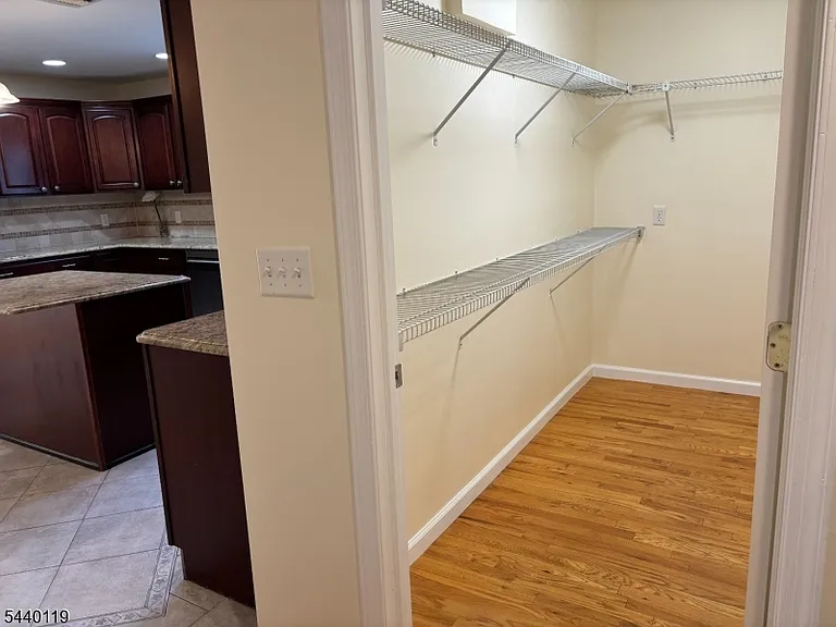 38 Henry St #A — Photo 32