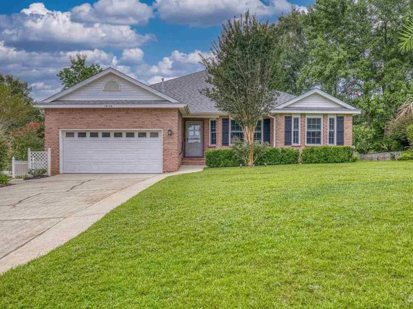 10180 Crest Ridge Dr, Pensacola, FL 32514