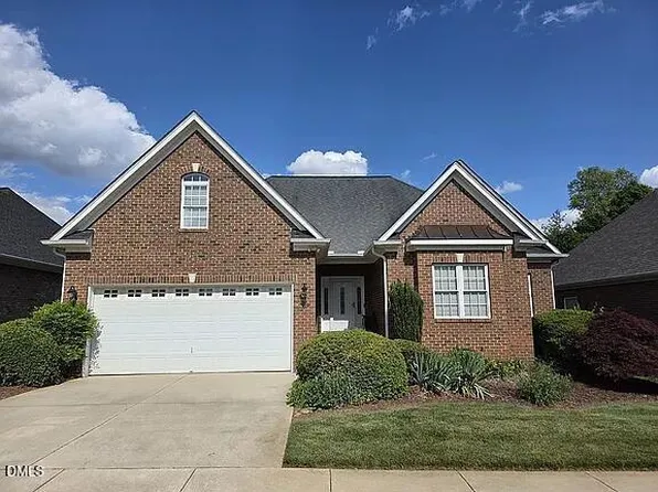 109 Peppertree Dr, Mebane, NC 27302