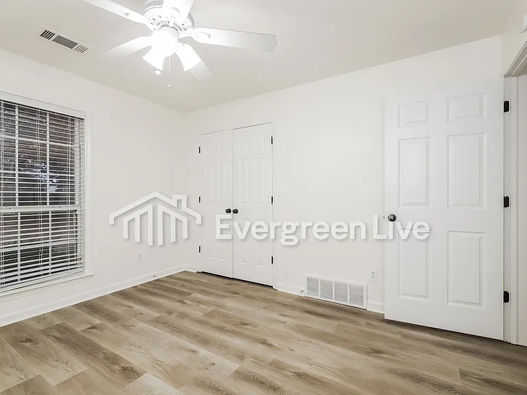 5990 Armistead St — Photo 12