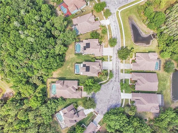 3rd image of 8275 Swann Hollow Dr