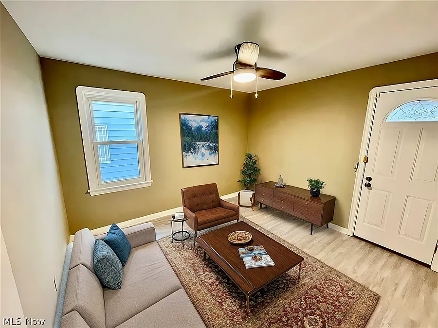 3-Bedroom Single-Family Home with Central Air and Detached Garage in Garfield Heights — Photo 3