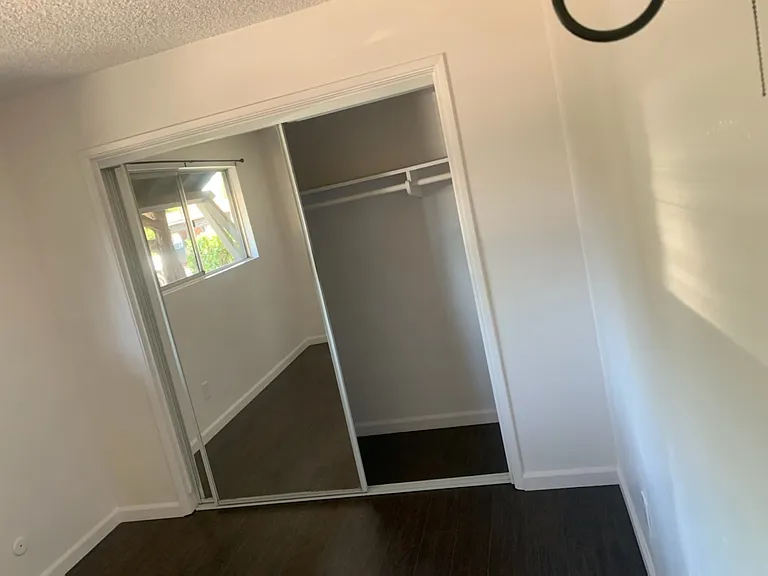 1242 Lyons Ln #B — Photo 6