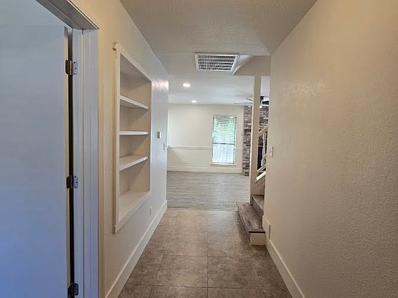 2nd image of 3233 Stanford Ave