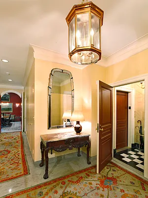 Sold by Sotheby's International Realty | media 7