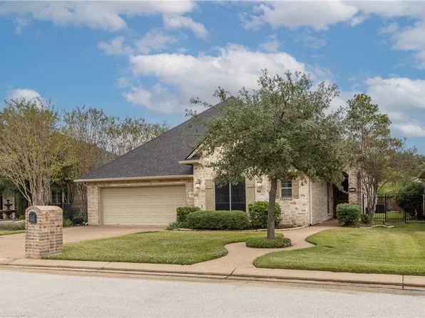 3914 Park Meadow Ln, Bryan, TX 77802