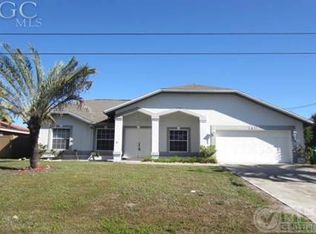 2911 SE 10th Ave, Cape Coral, FL 33904
