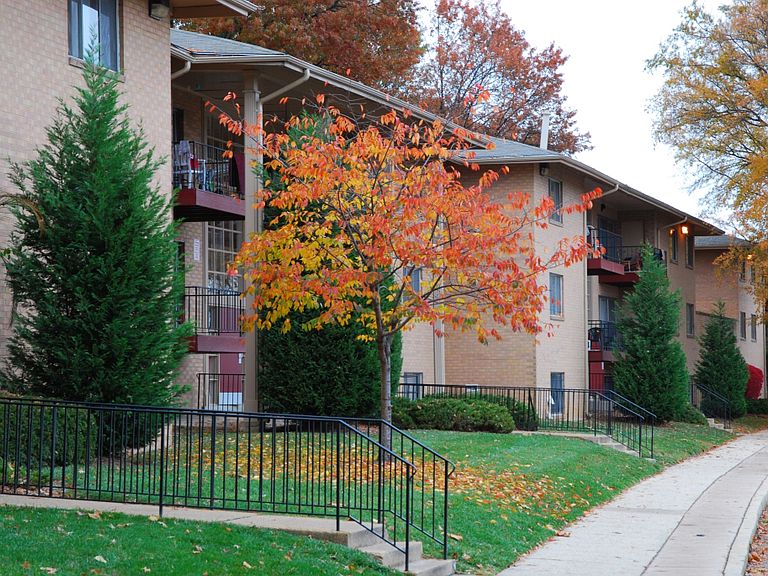 Springfield Gardens Apartment Rentals - Springfield, VA | Zillow