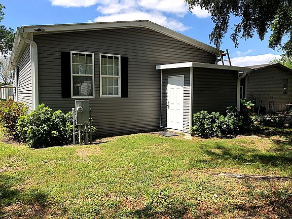 Backyard/Storage/East Side