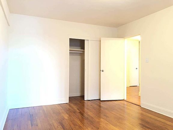 5th image of 8319 141st St APT 328