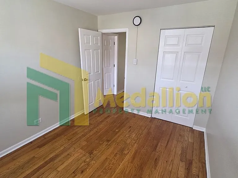 10637 S Cottage Grove Ave — Photo 13