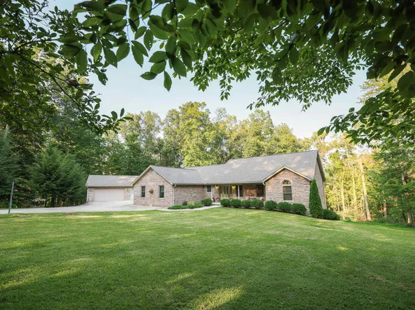 744 Chapman Rd, Spencer, IN 47460