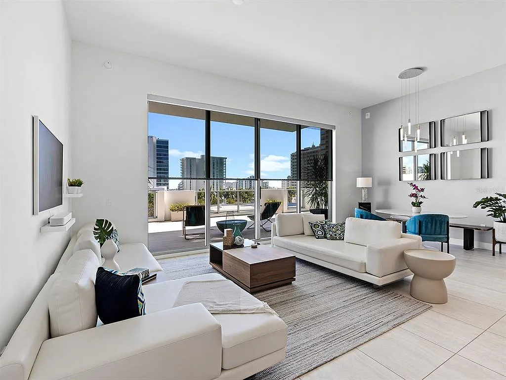 2 bed, 3.0 bath, 1870 sqft, $9,500 — Photo 4