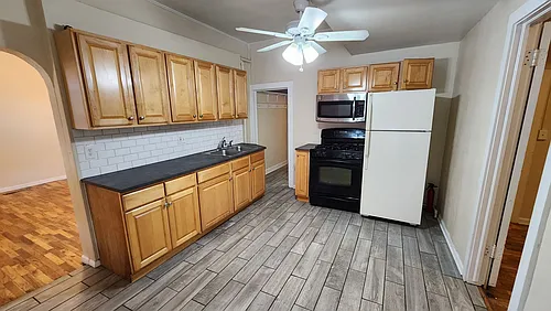 327 3rd Ave Photo 1